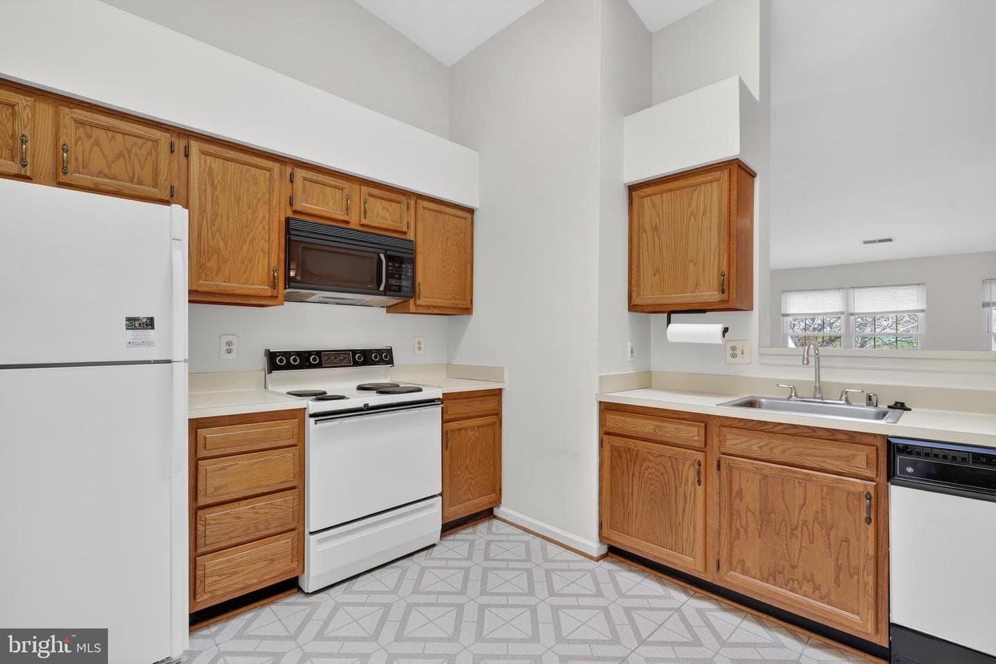 7504 Ashby Lane #l photo 17