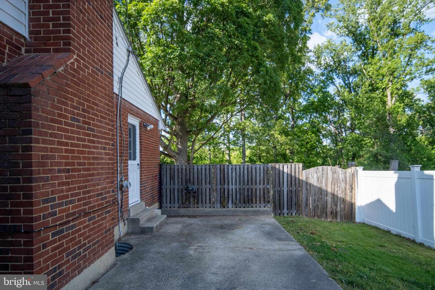 6714 Ruskin Street photo 47