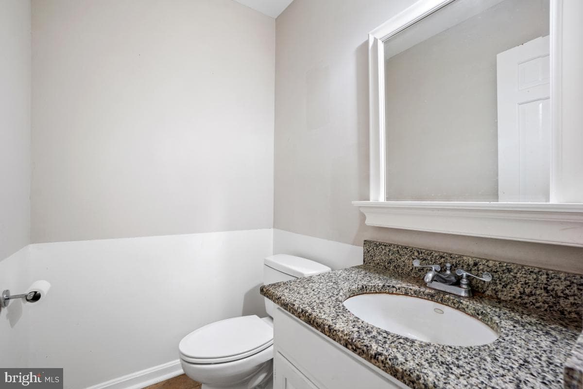6871 Churchill Road photo 14