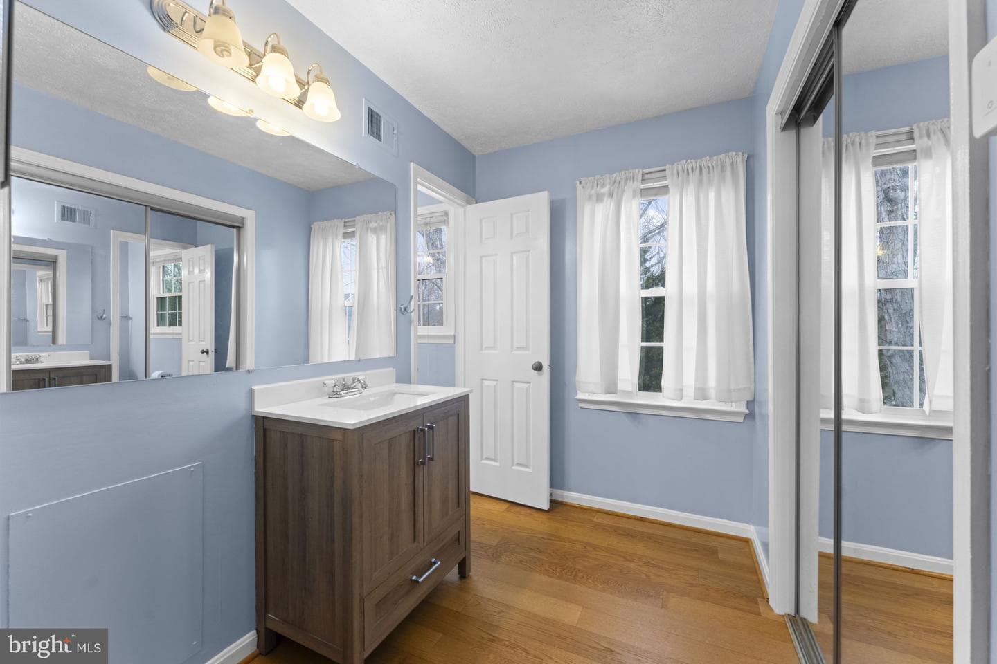 5504 Teak Court photo 31
