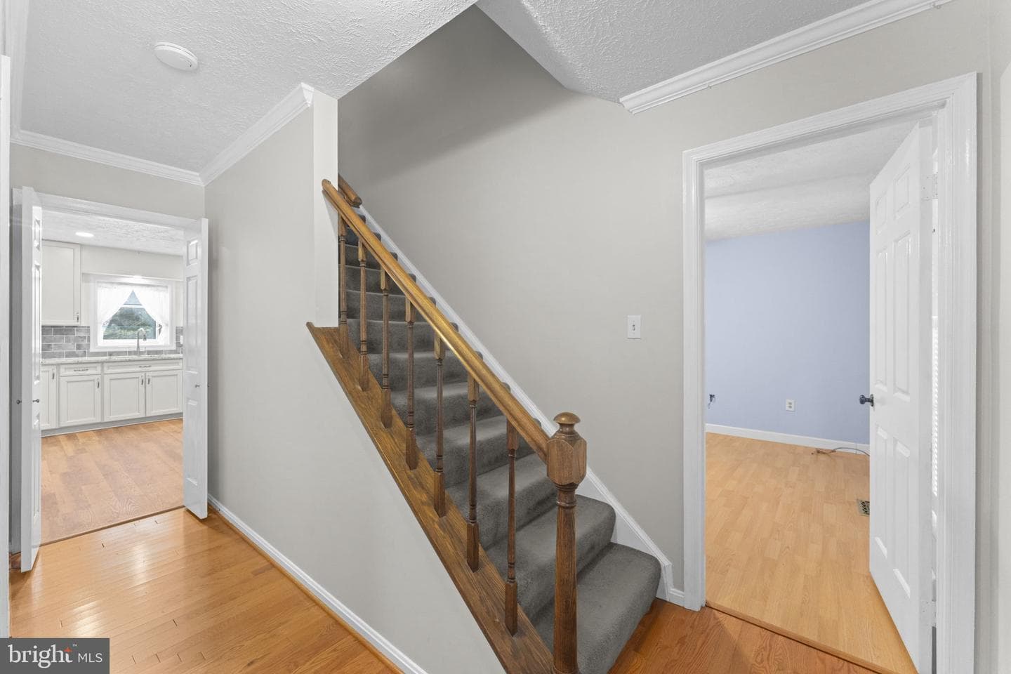 5504 Teak Court photo 4