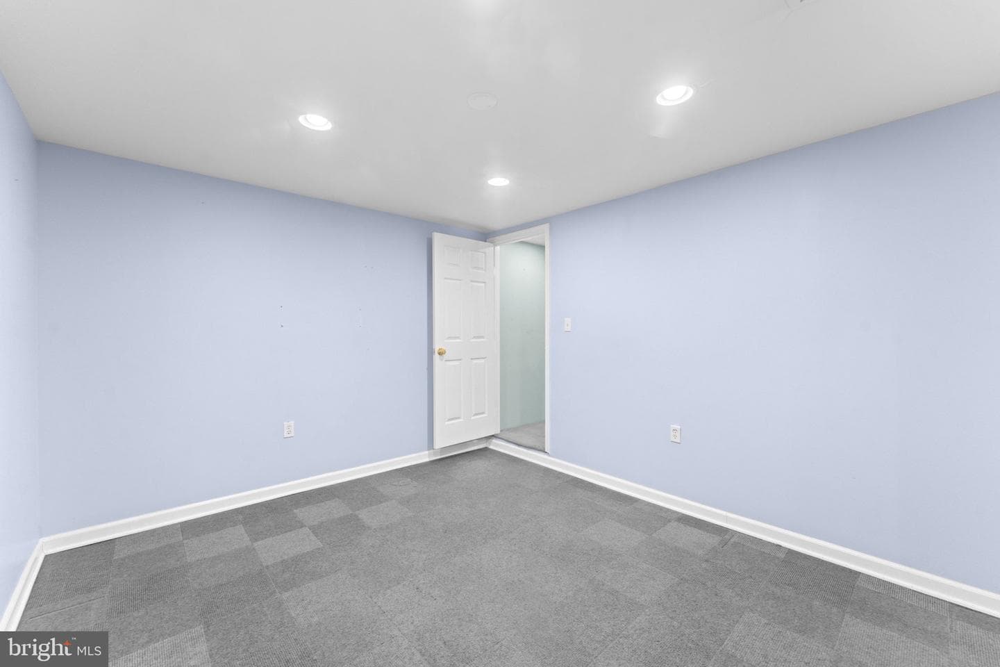 5504 Teak Court photo 49