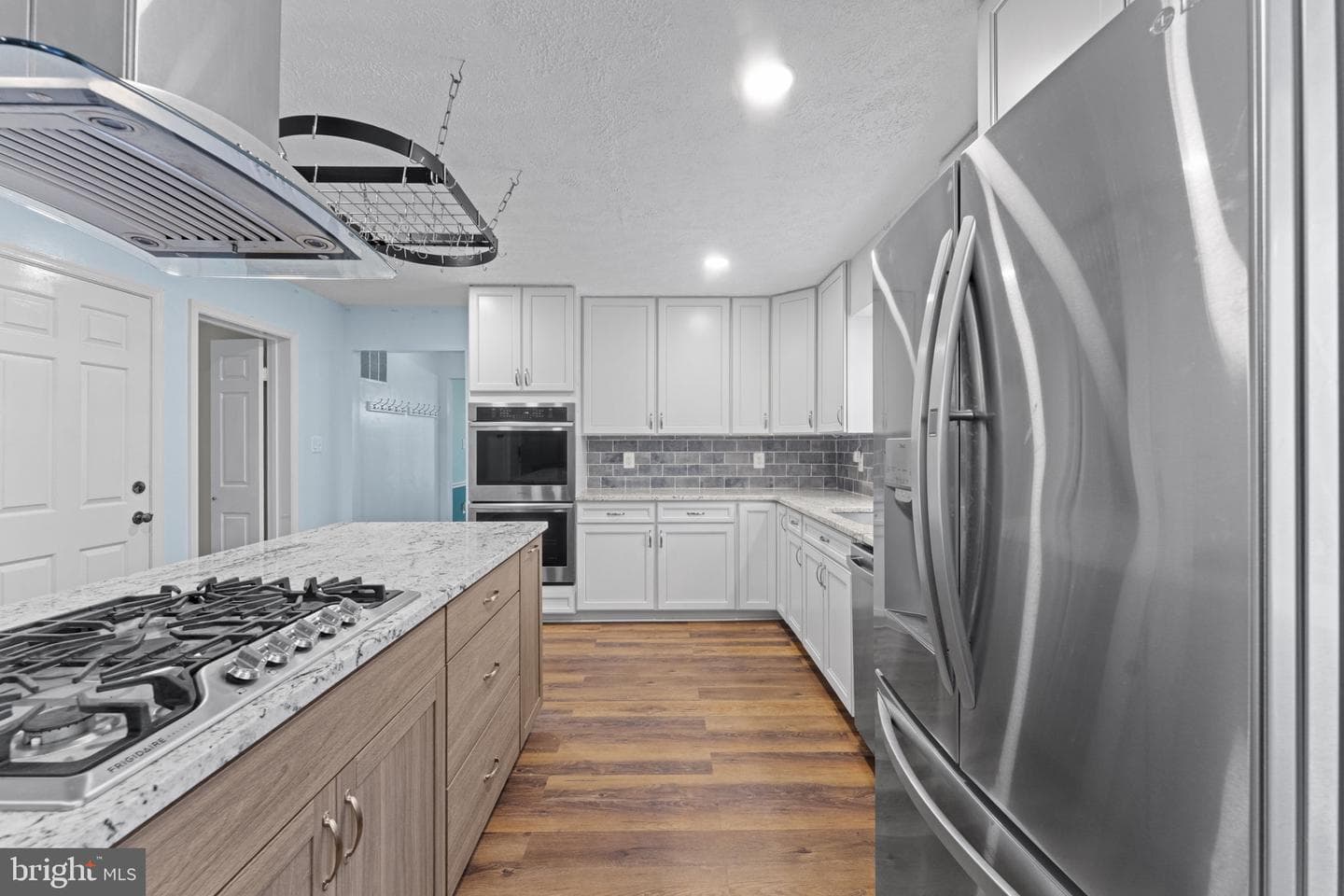 5504 Teak Court photo 6