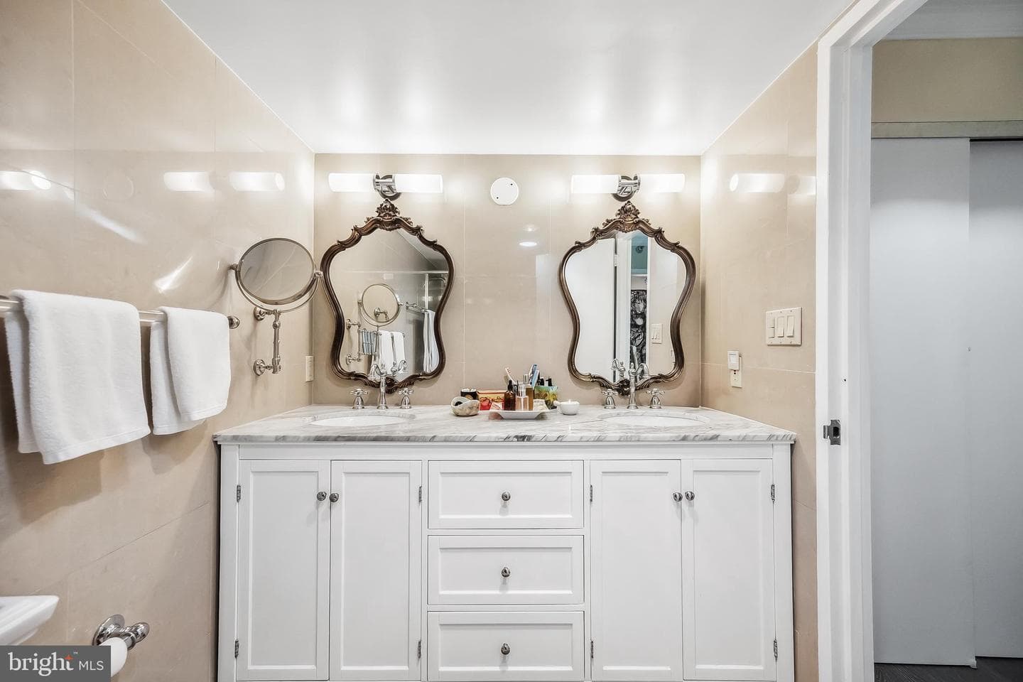 1808 Old Meadow Road #906 photo 23