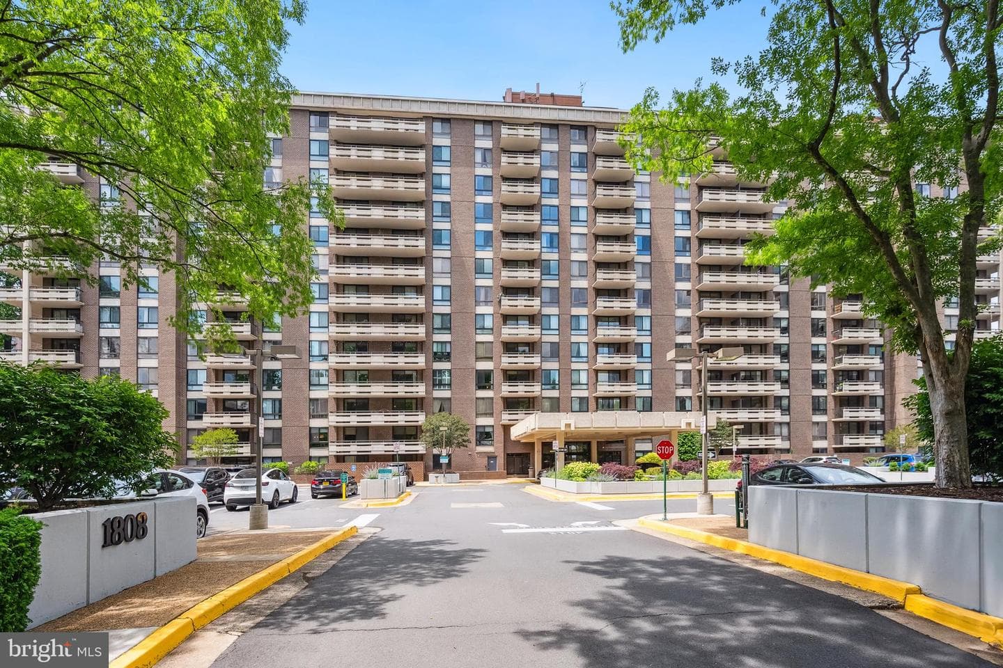 1808 Old Meadow Road #906 photo 8