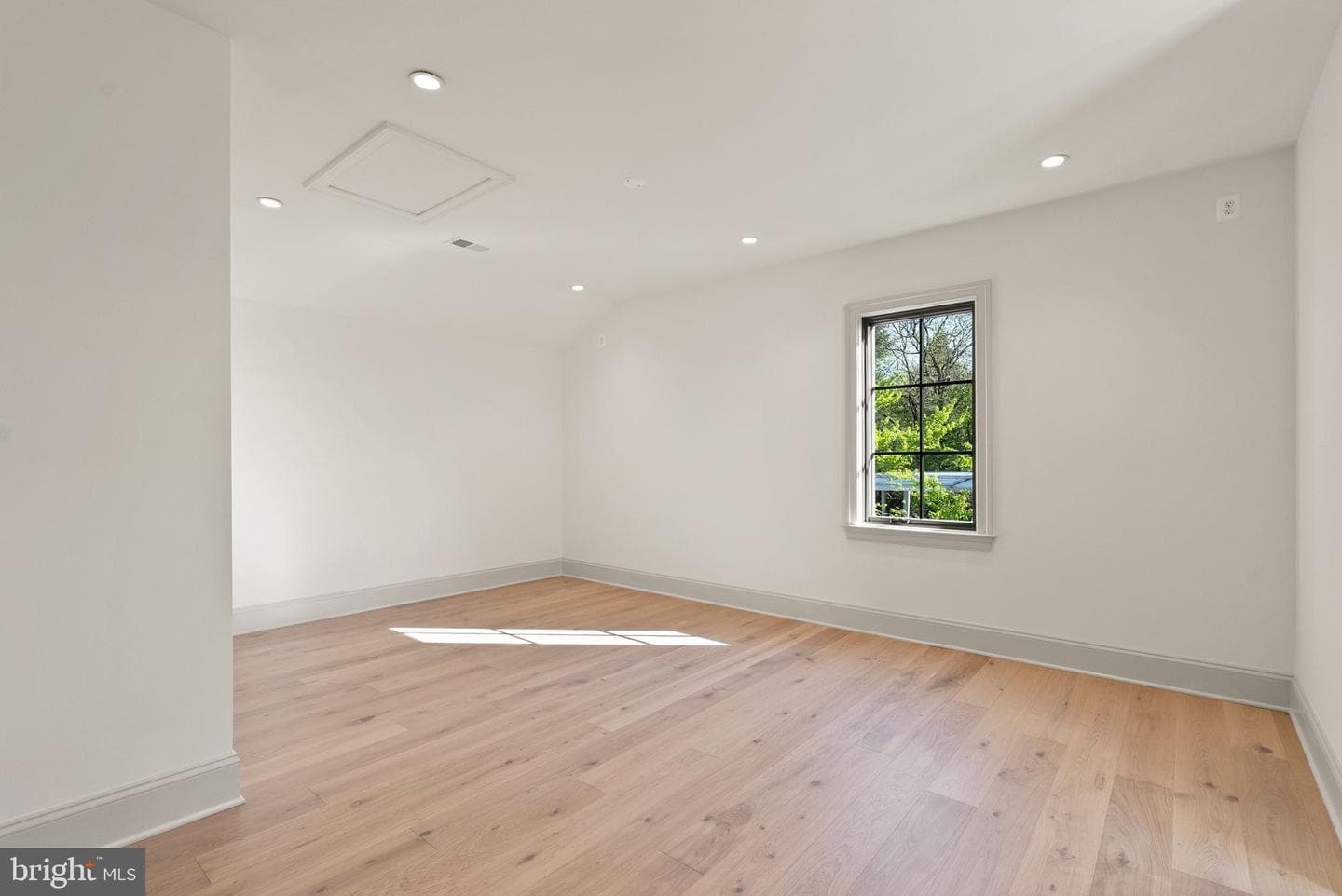 1223 Somerset Drive photo 42