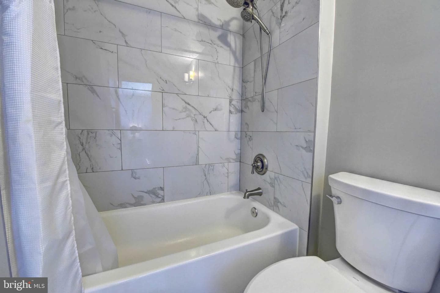 2226 Gunsmith Square photo 15
