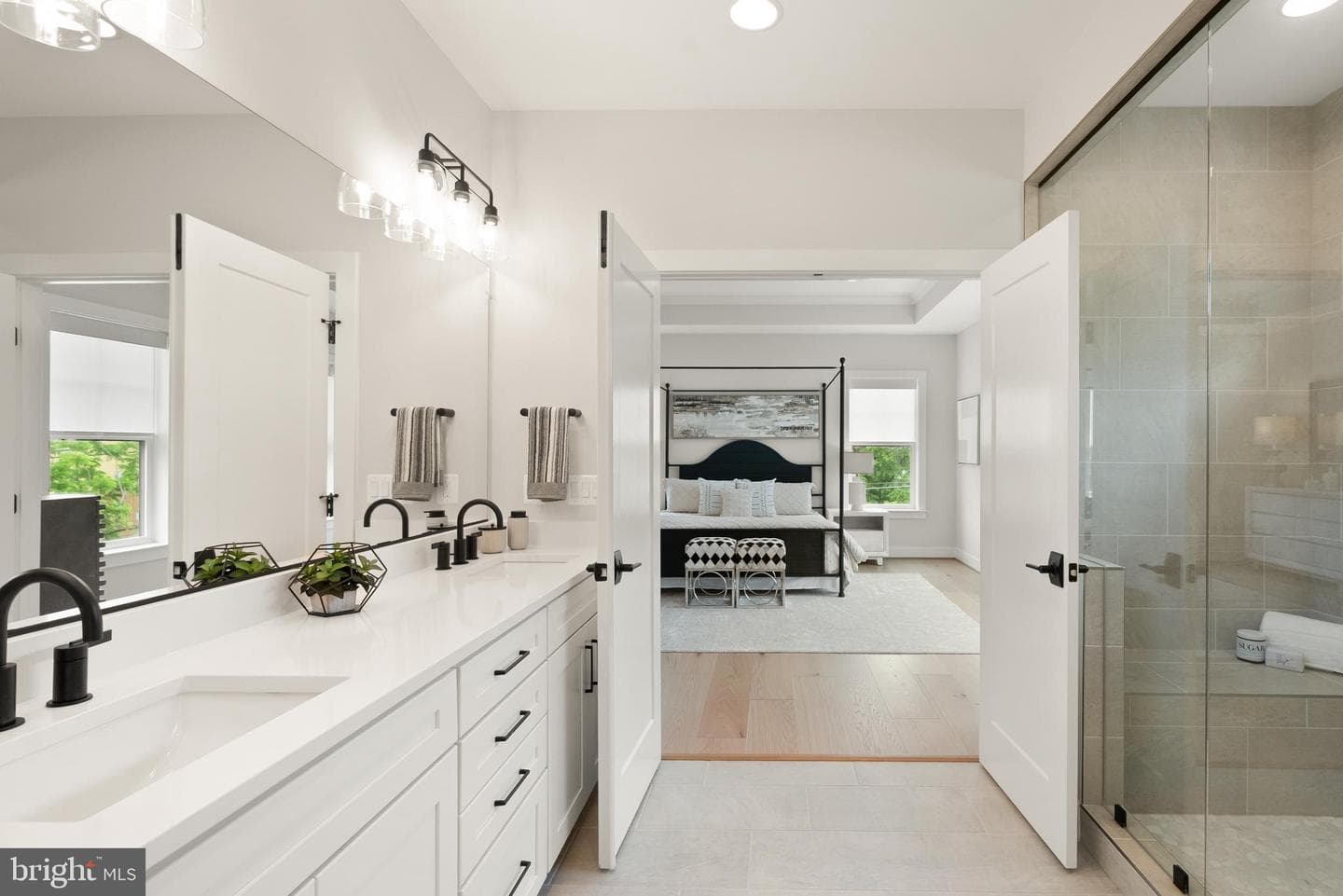 1212 Drake Street SW photo 48