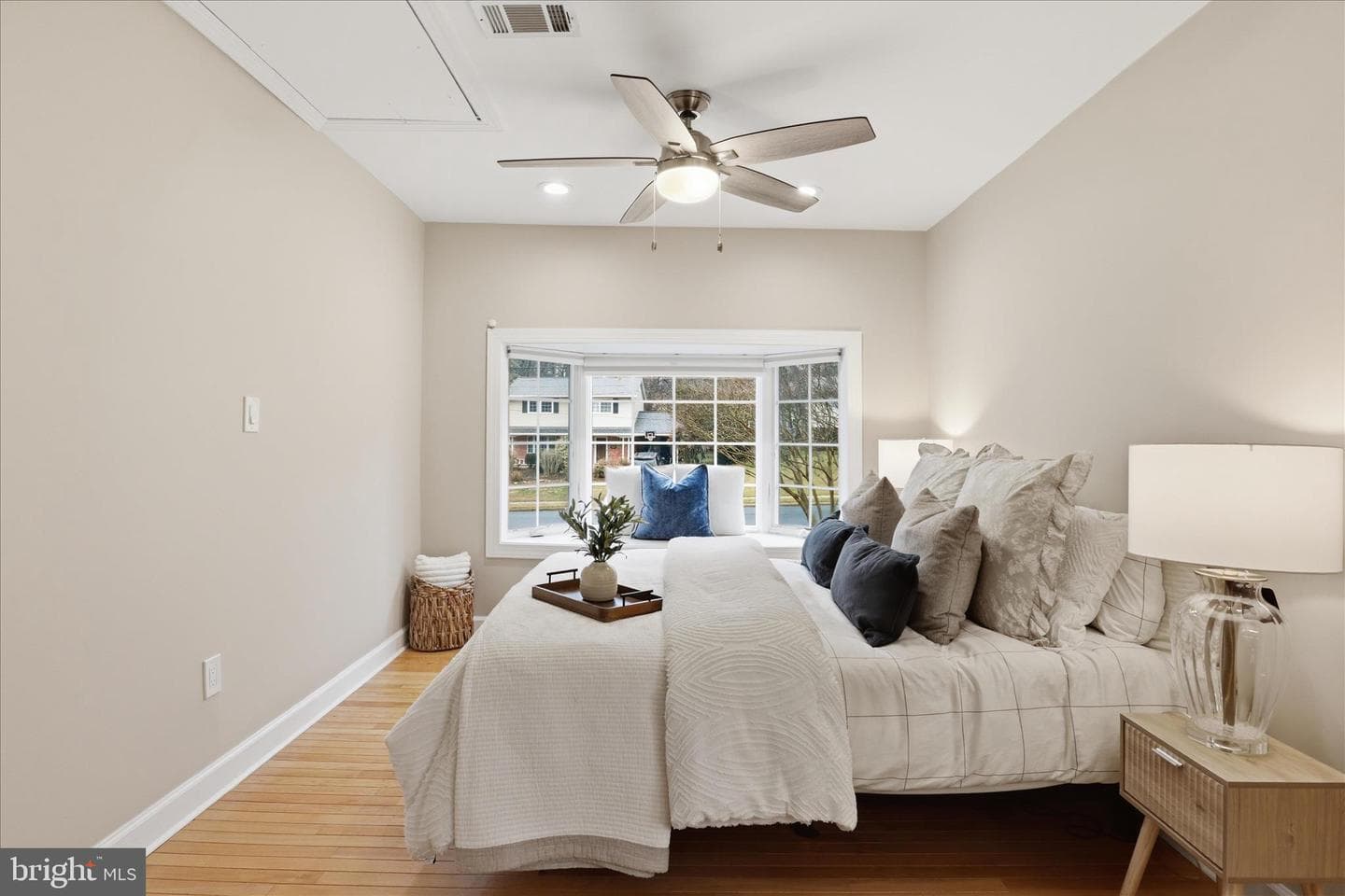 5519 Yorkshire Street photo 20