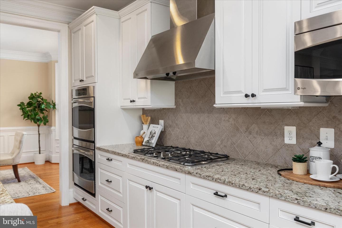 3003 Beechwood Lane photo 5