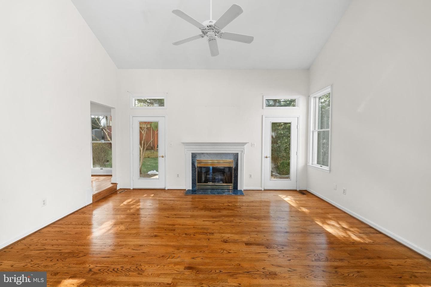 3402 Walnut Hill Court photo 13