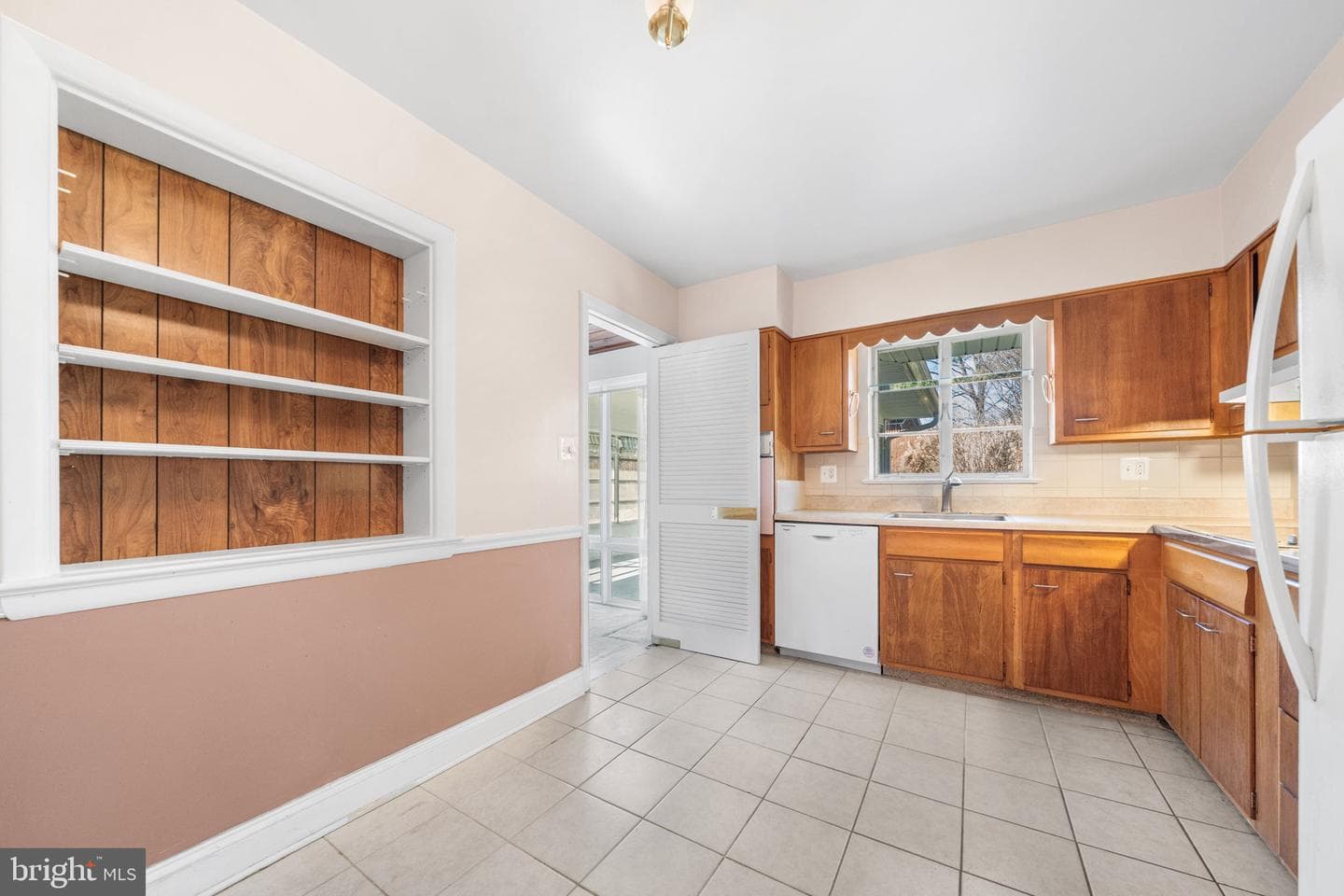 1806 Lansing Court photo 15