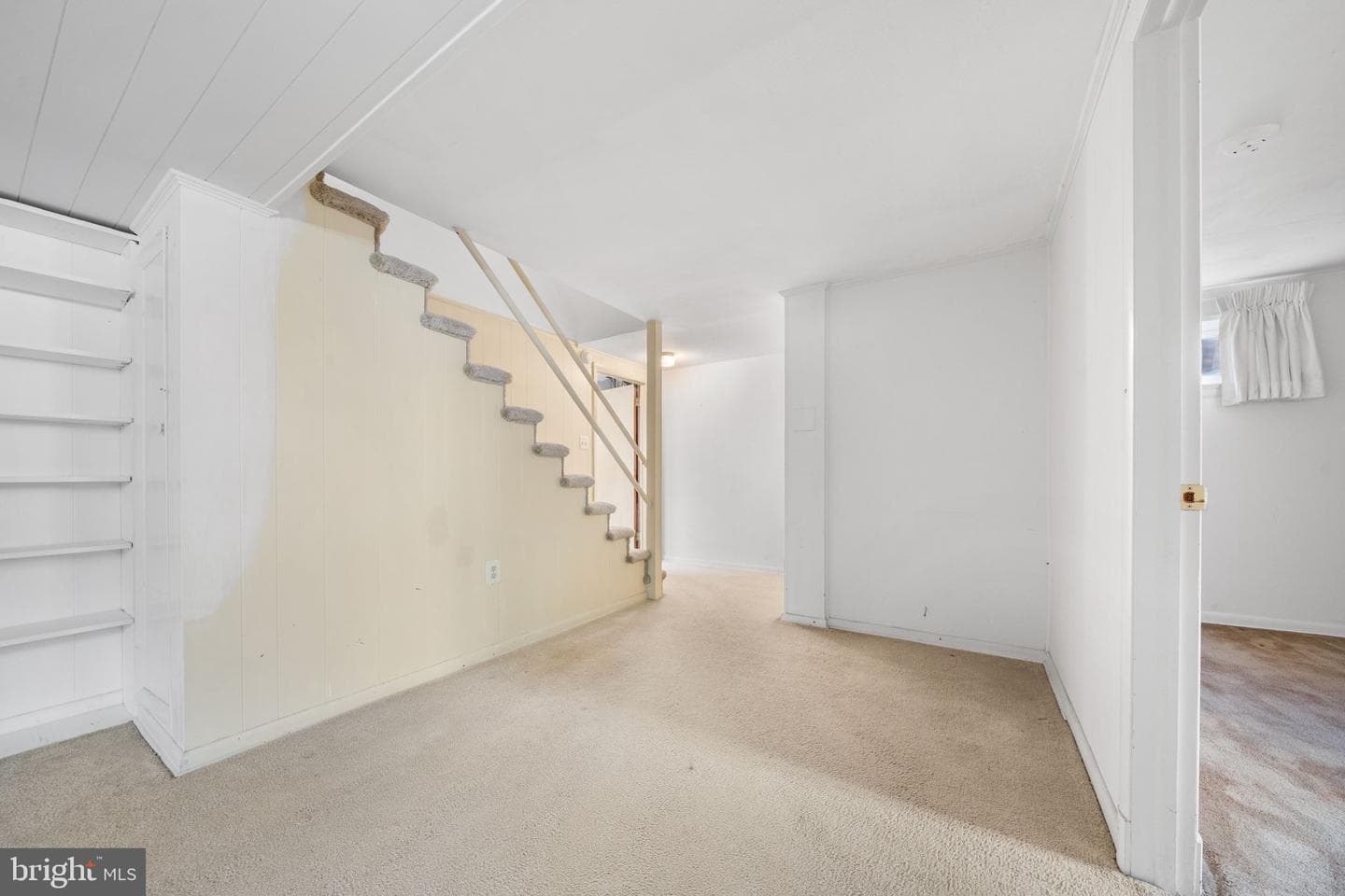 1806 Lansing Court photo 41
