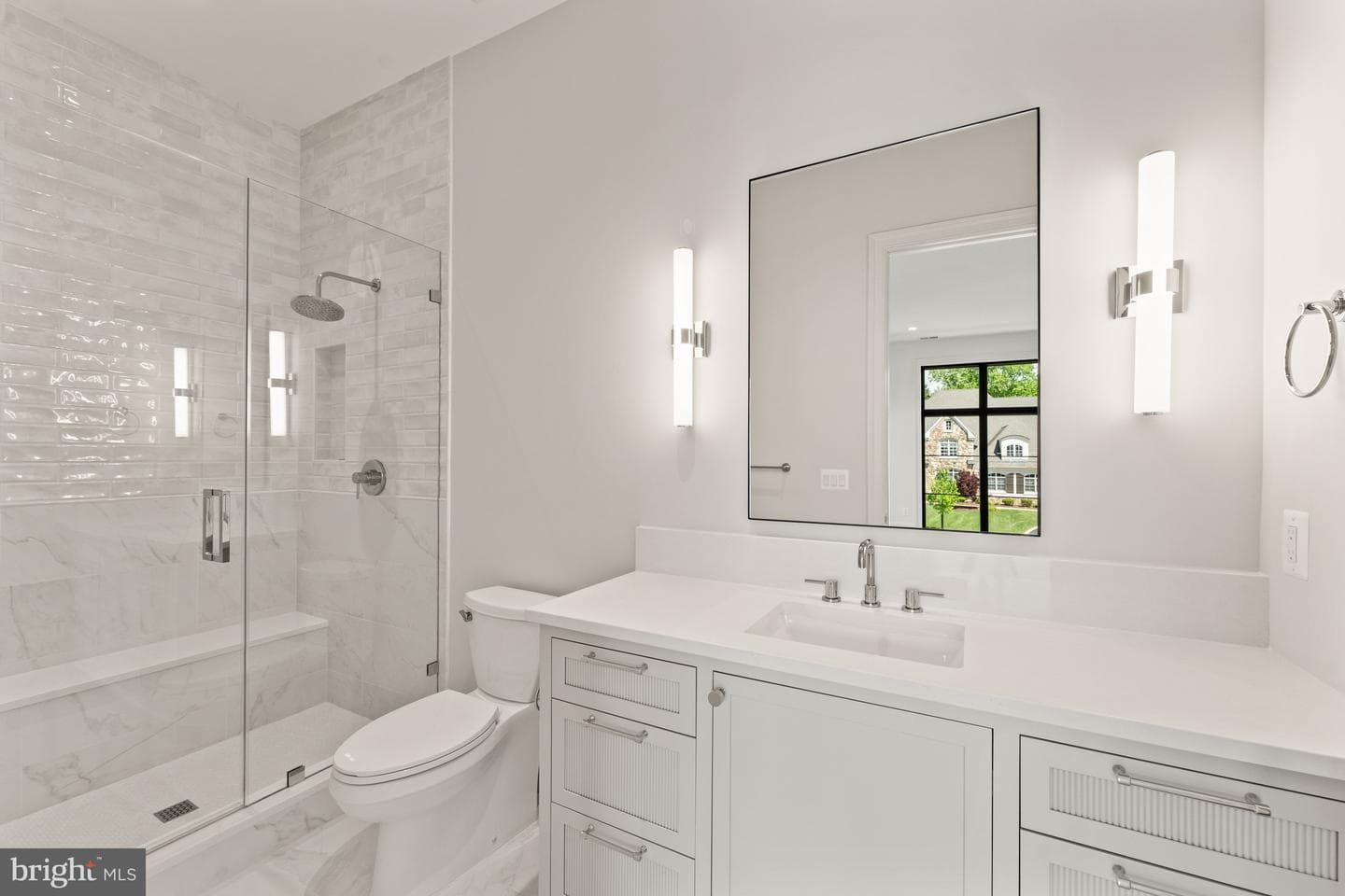 6811 Wemberly Way photo 40