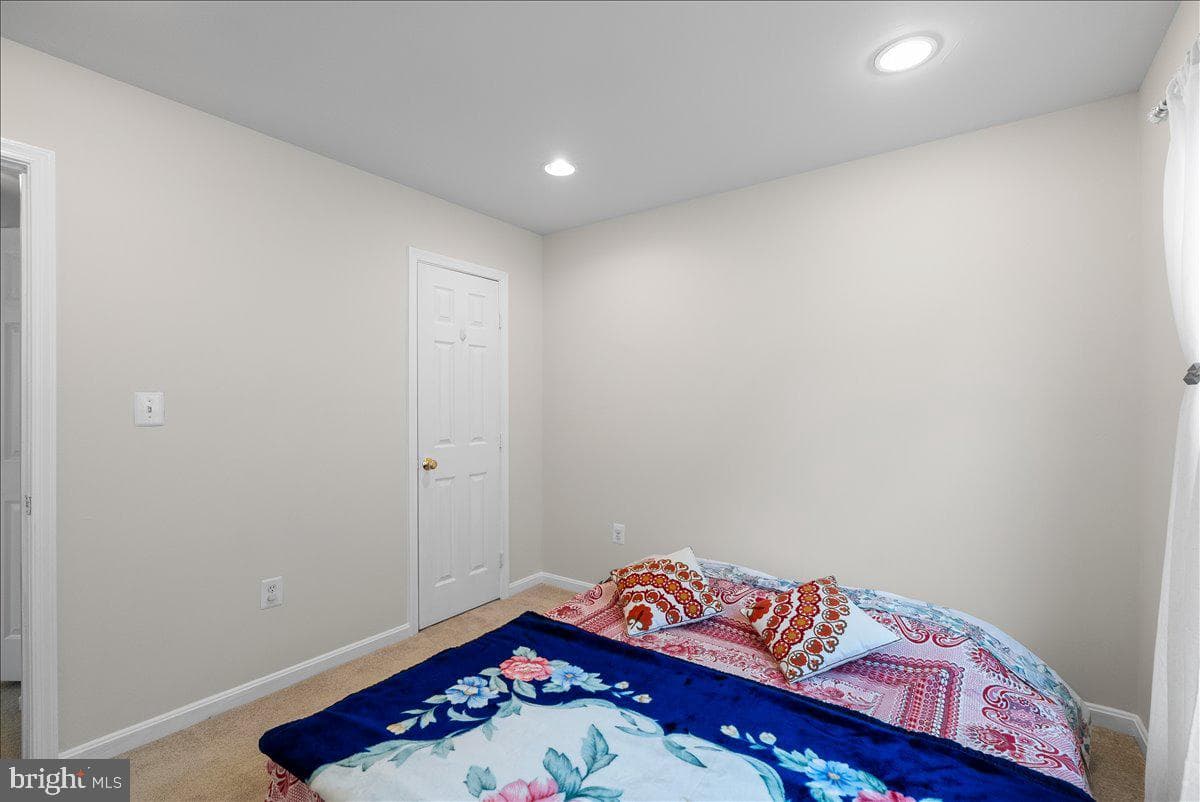 6475 Patuxent Vista Drive photo 24