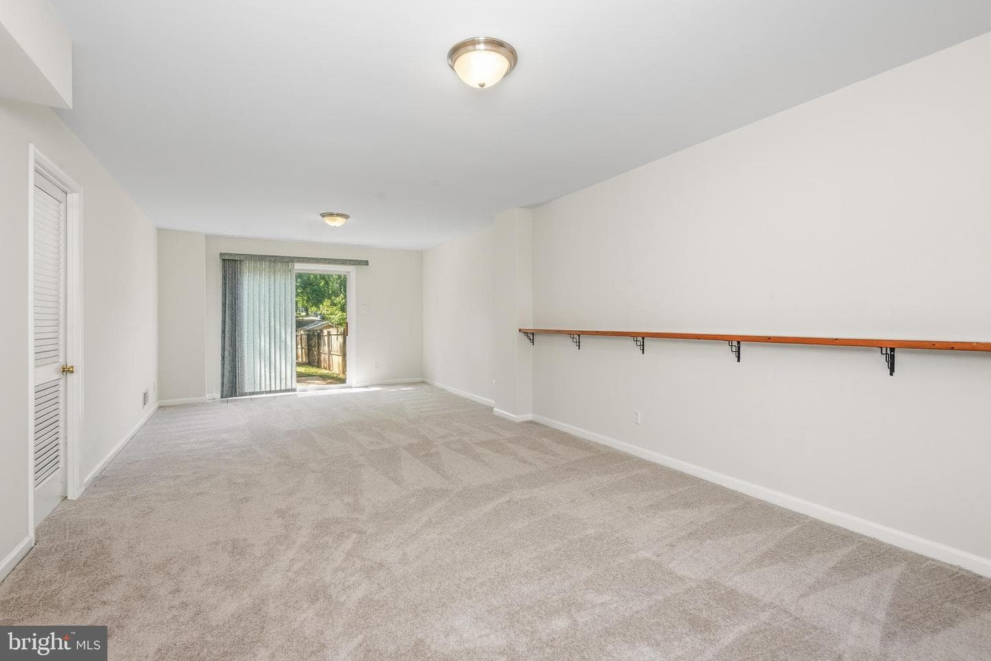 14843 Leicester Court photo 30