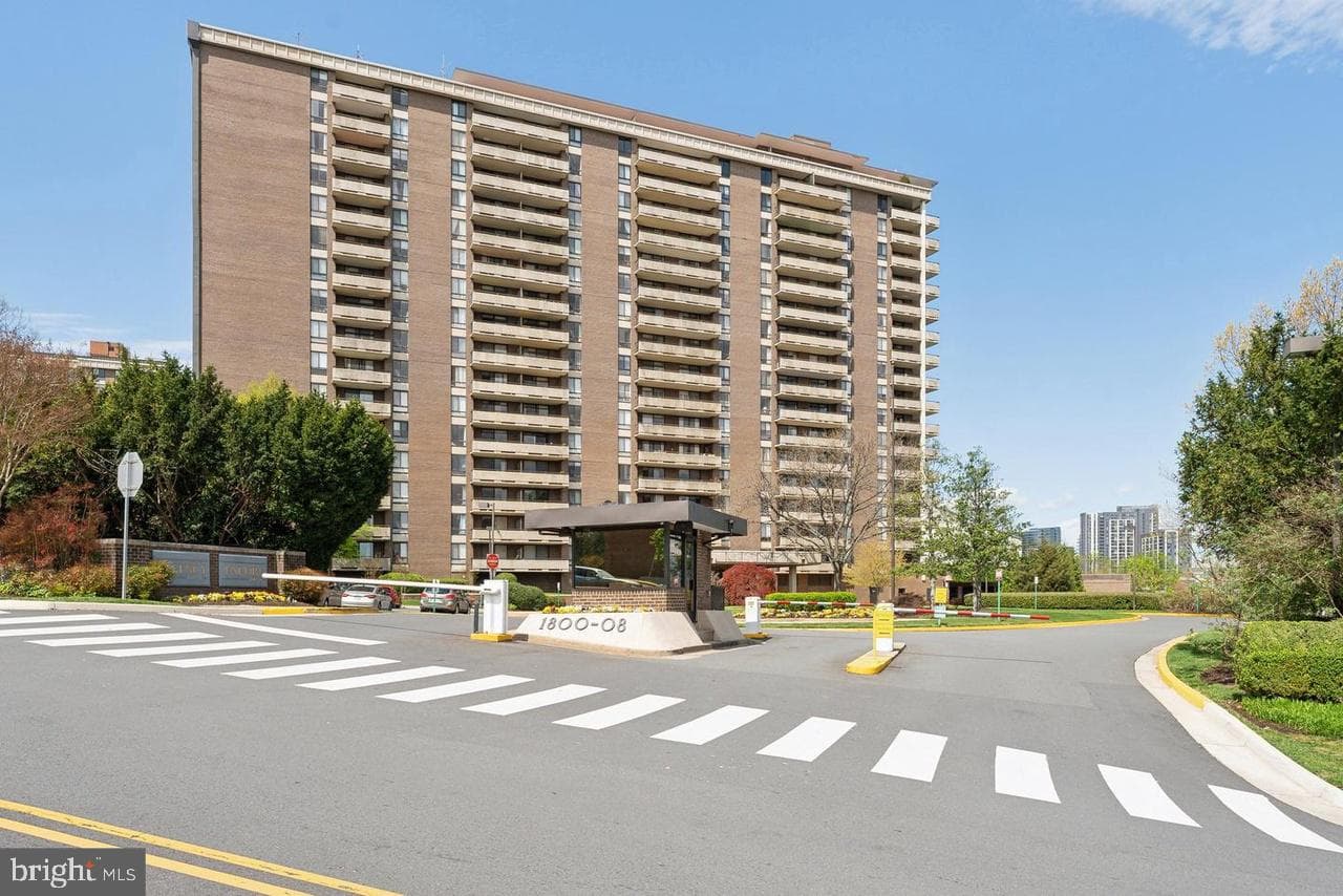 1800 Old Meadow Road #1409, Mclean