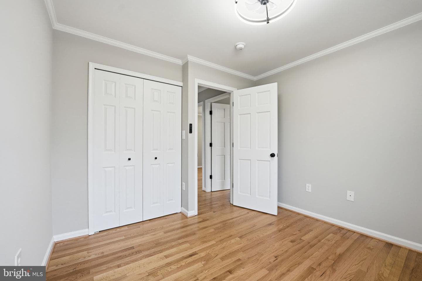 9438 Wallingford Drive photo 37