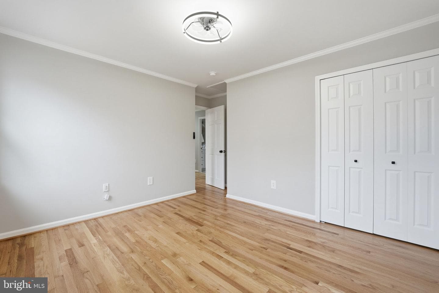 9438 Wallingford Drive photo 39