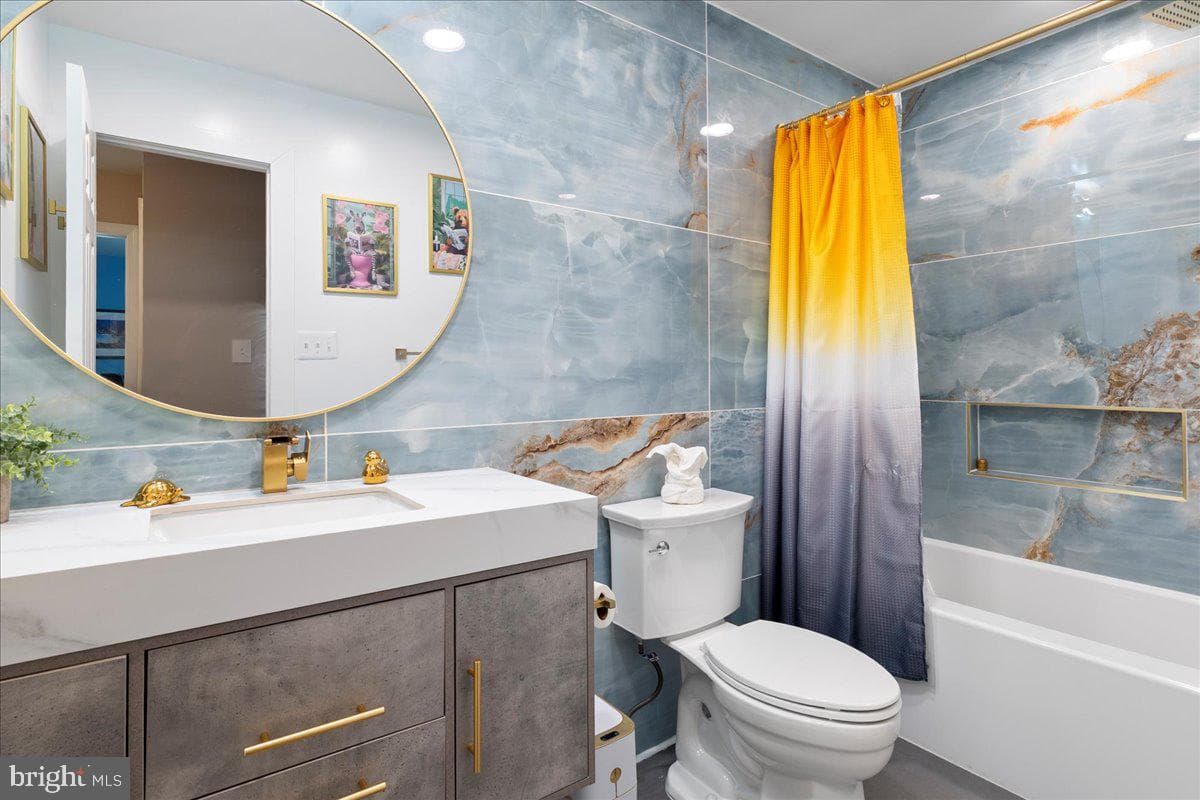 12183 Holly Knoll Circle photo 32