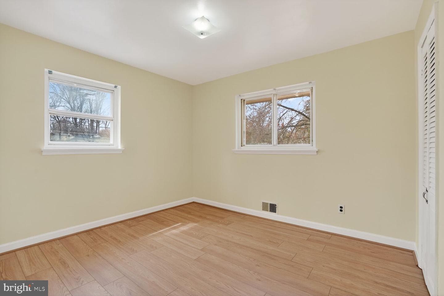 3601 Crest Dr photo 13