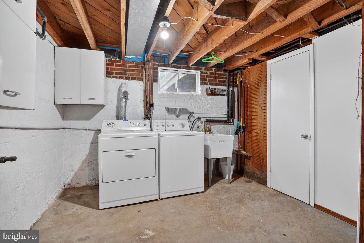 3601 Crest Dr photo 24