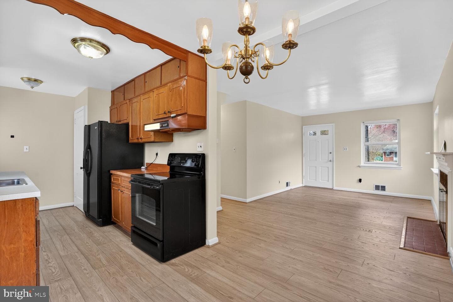 3601 Crest Dr photo 5
