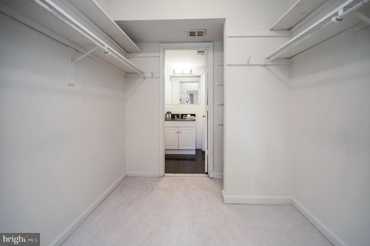 5902-B Queenston Street #505 photo 24