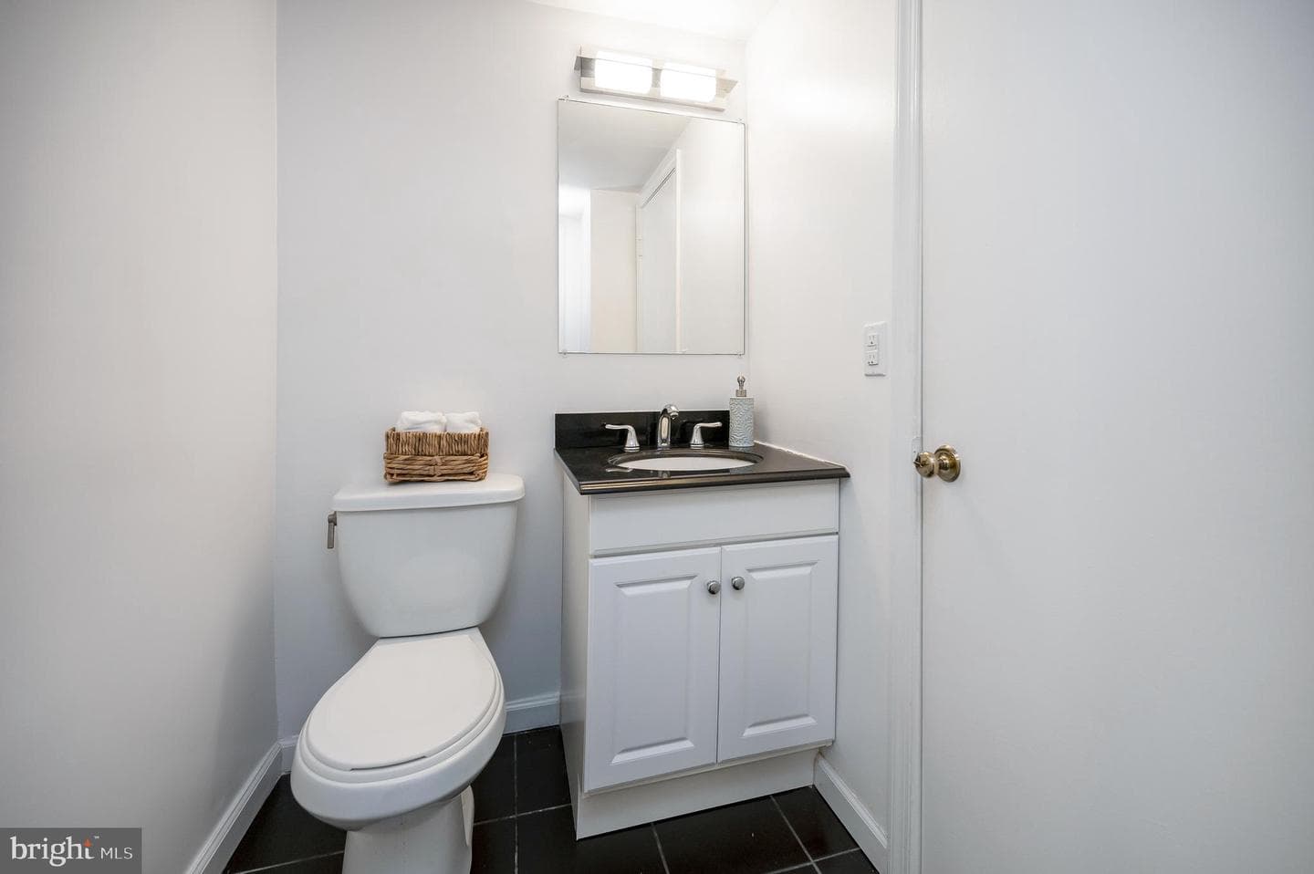 5902-B Queenston Street #505 photo 26