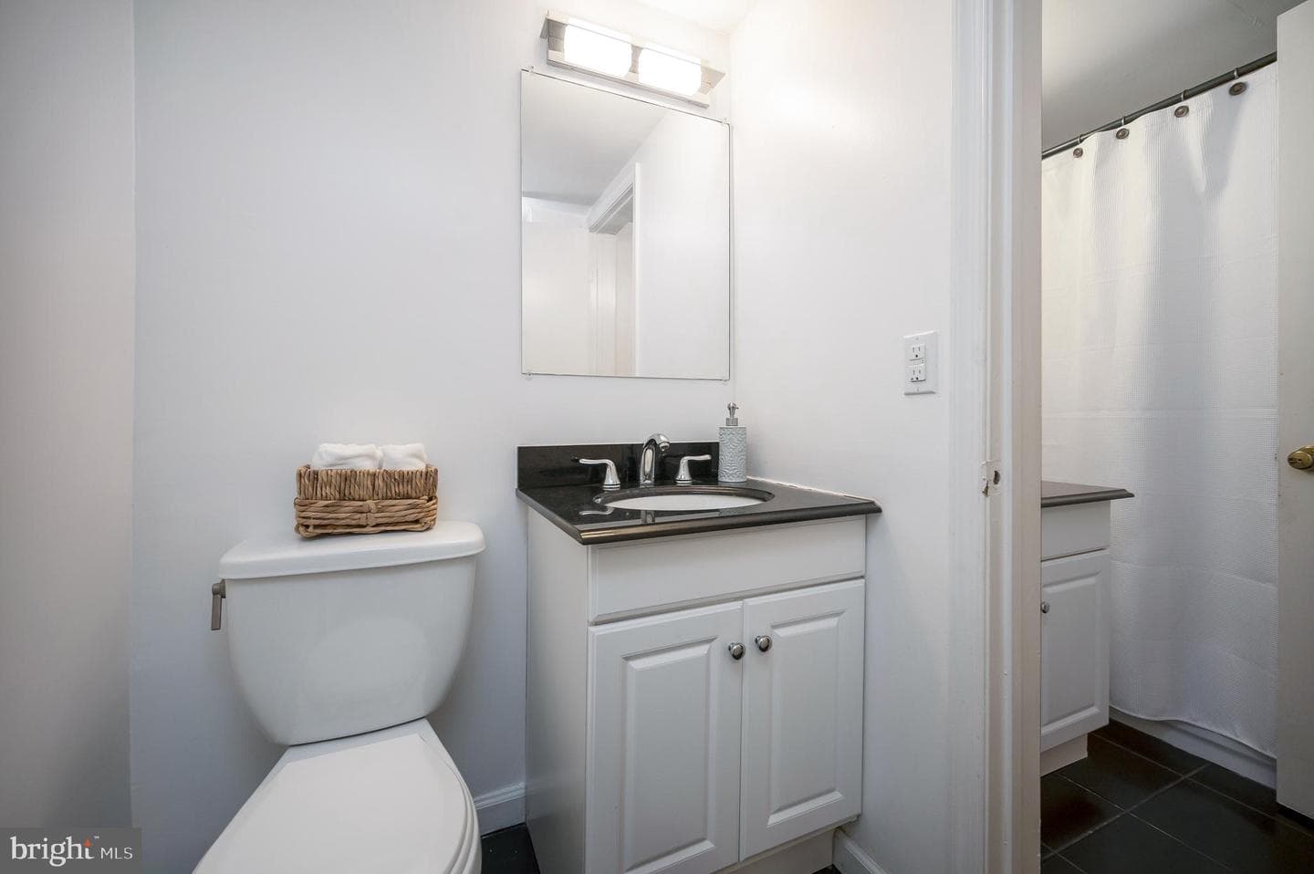 5902-B Queenston Street #505 photo 27