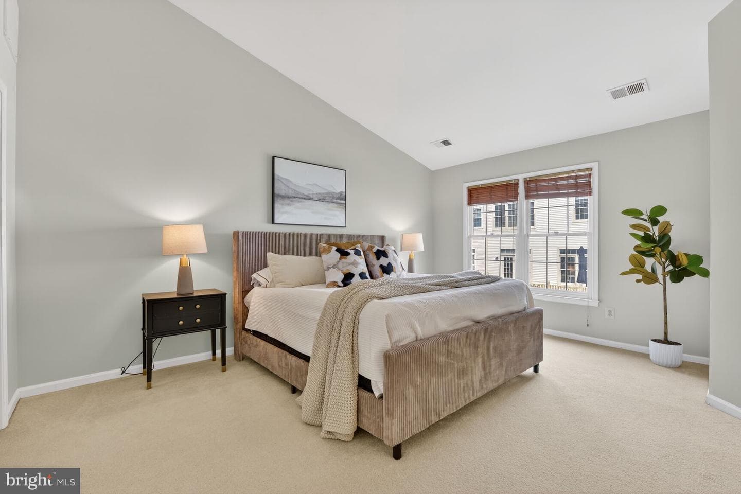 1807 Vance Place photo 16