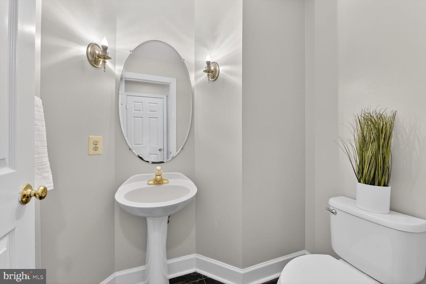 1807 Vance Place photo 23