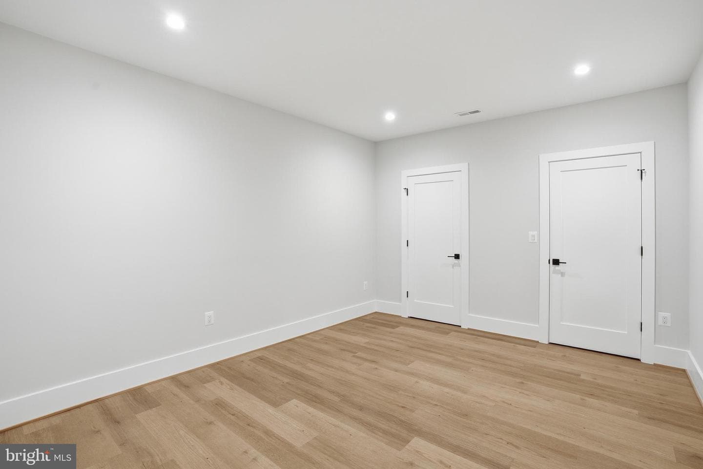 7603 Burnside Court photo 100