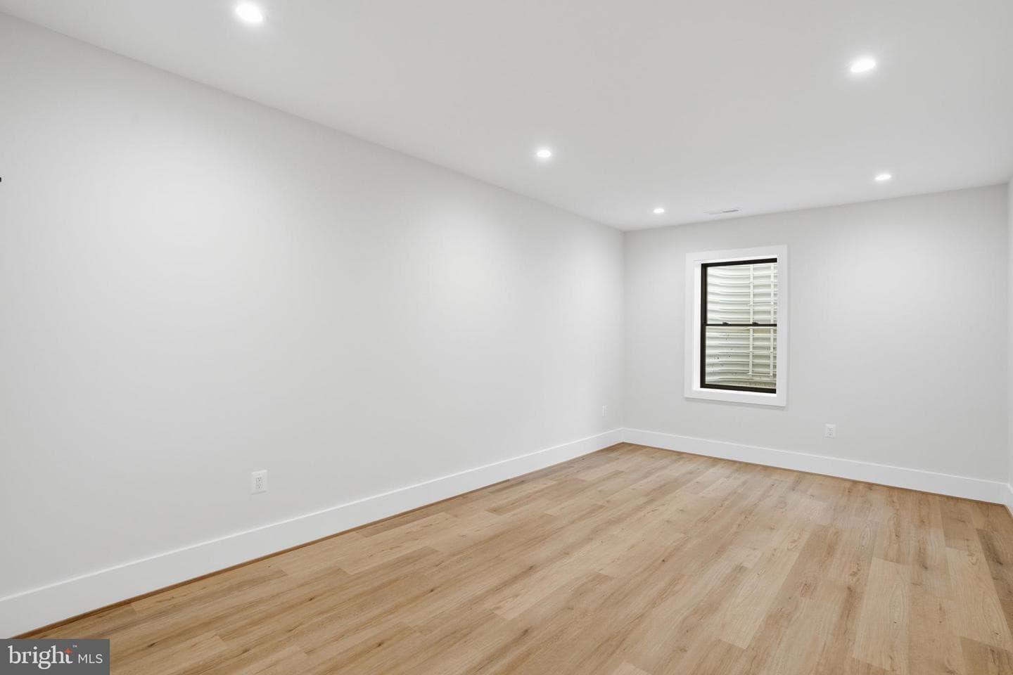 7603 Burnside Court photo 101