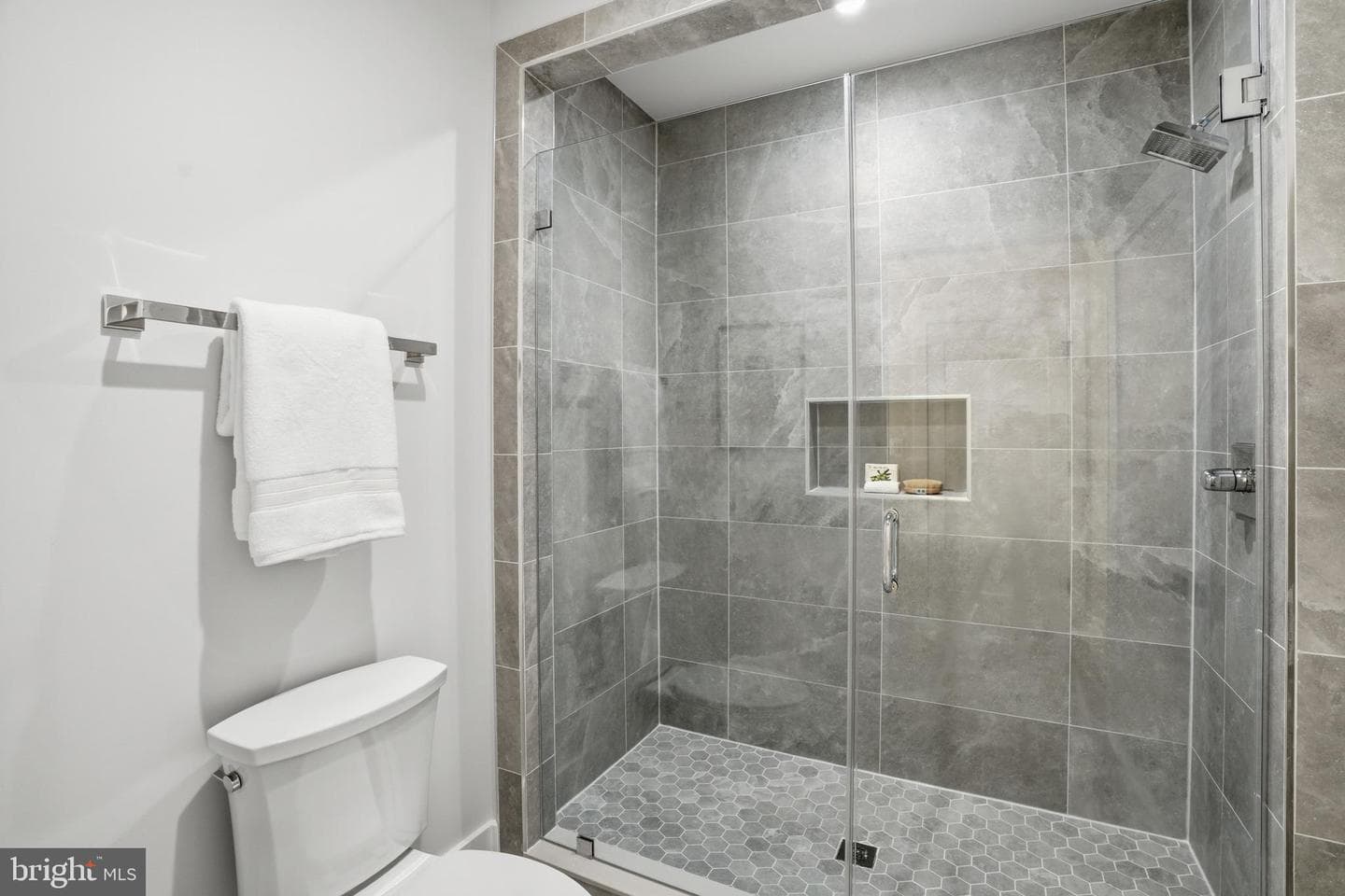 7603 Burnside Court photo 98