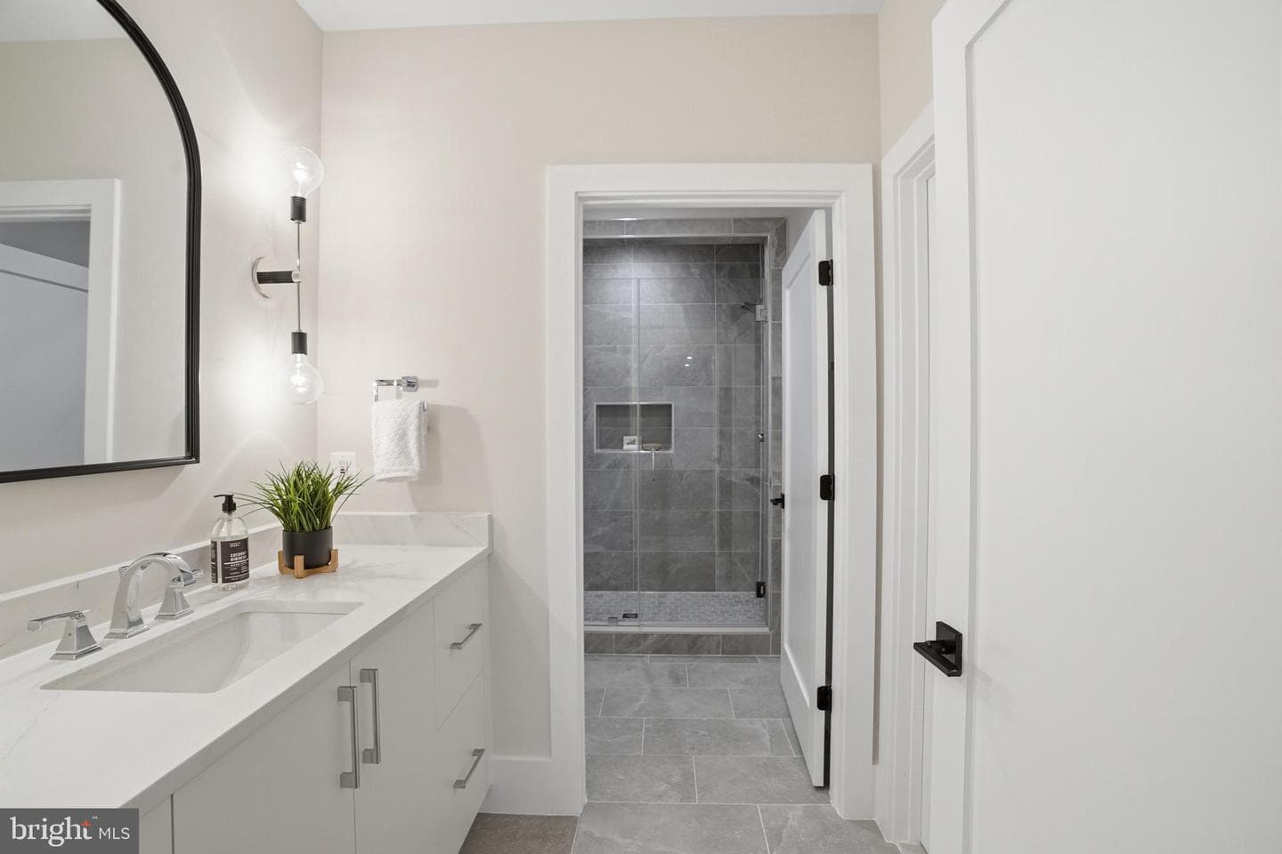 7603 Burnside Court photo 99