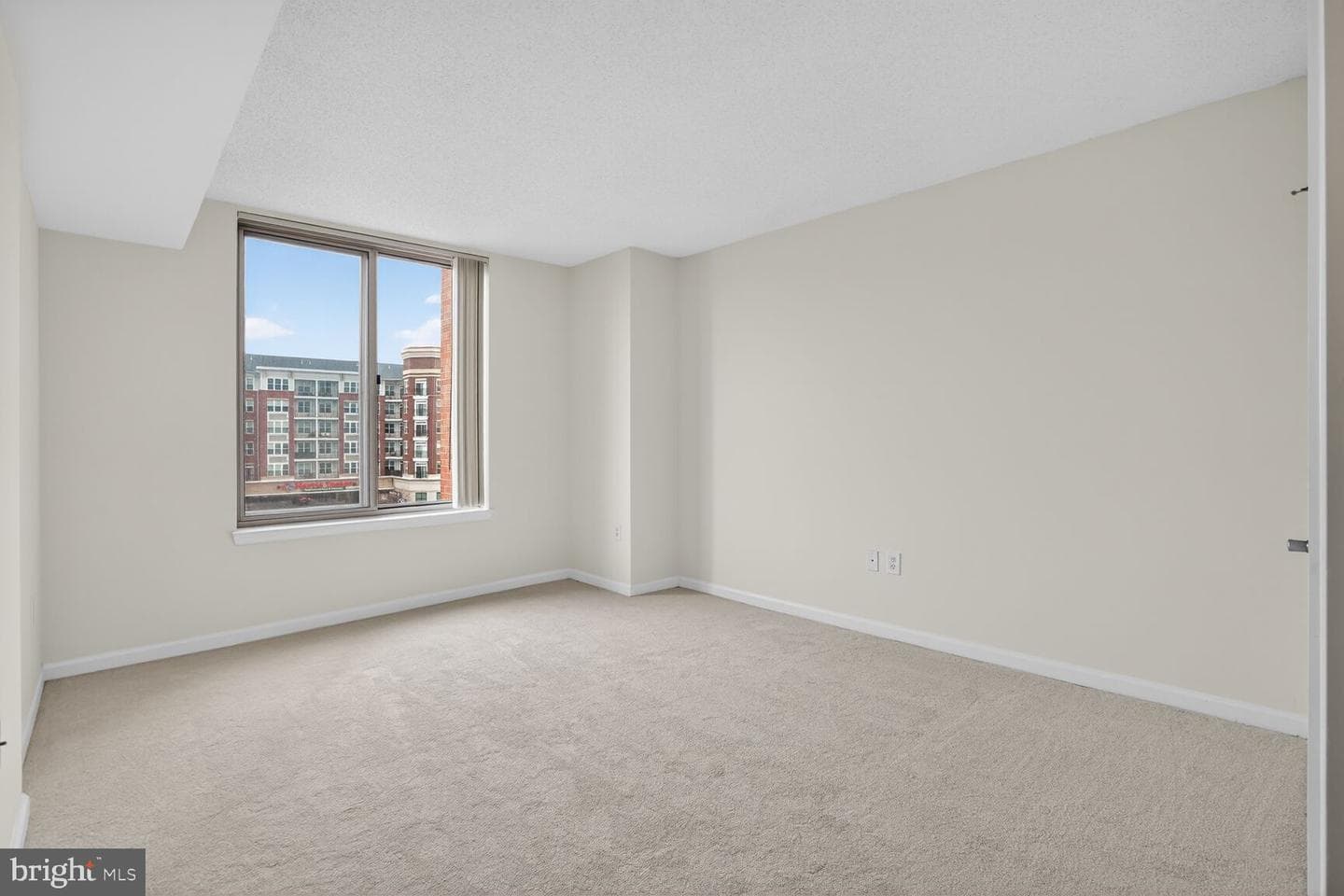 2726 Gallows Road #619 photo 15
