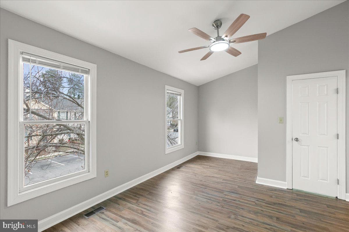 9532 Shepherd Hills Drive photo 23