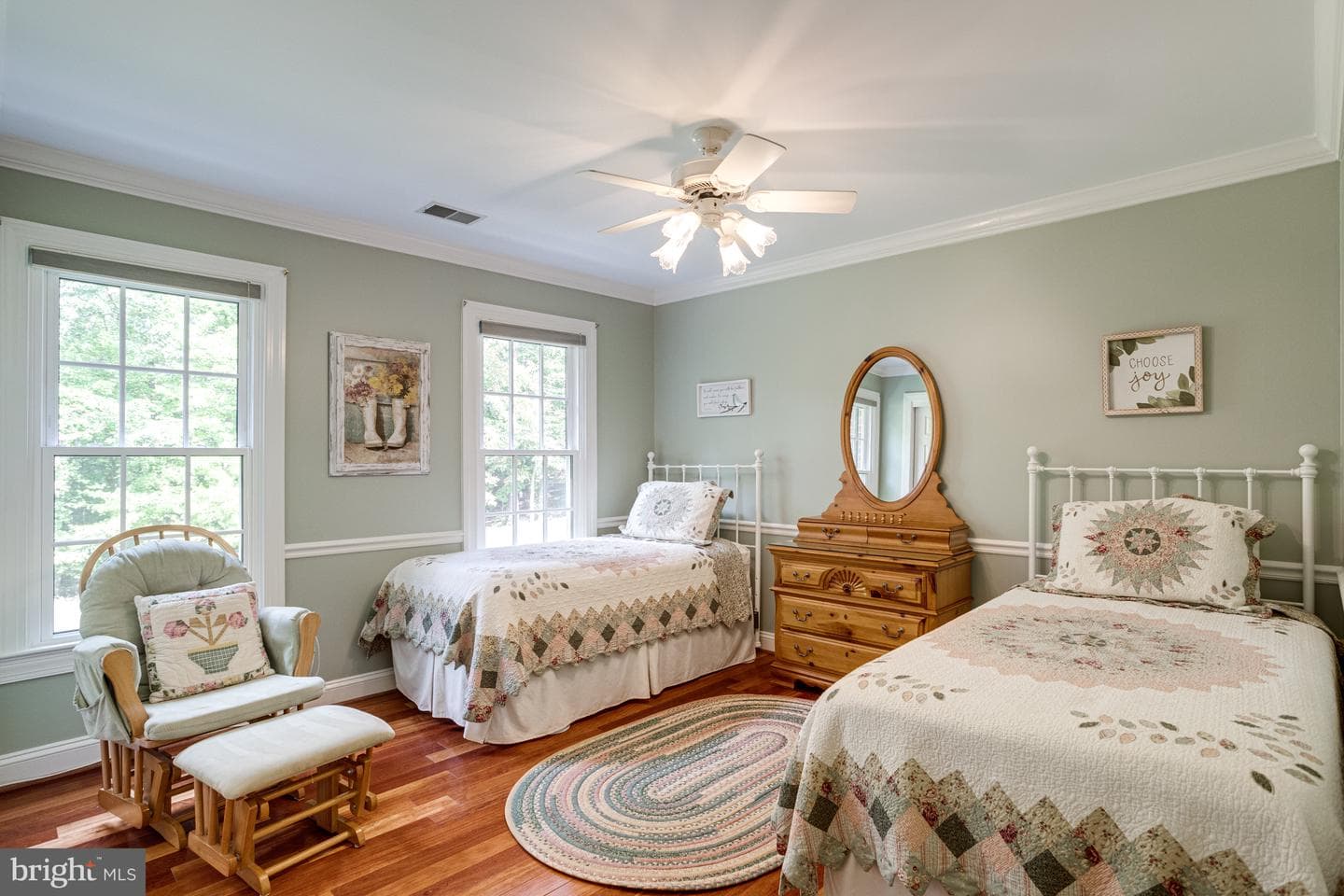 11901 Chapel Road photo 61