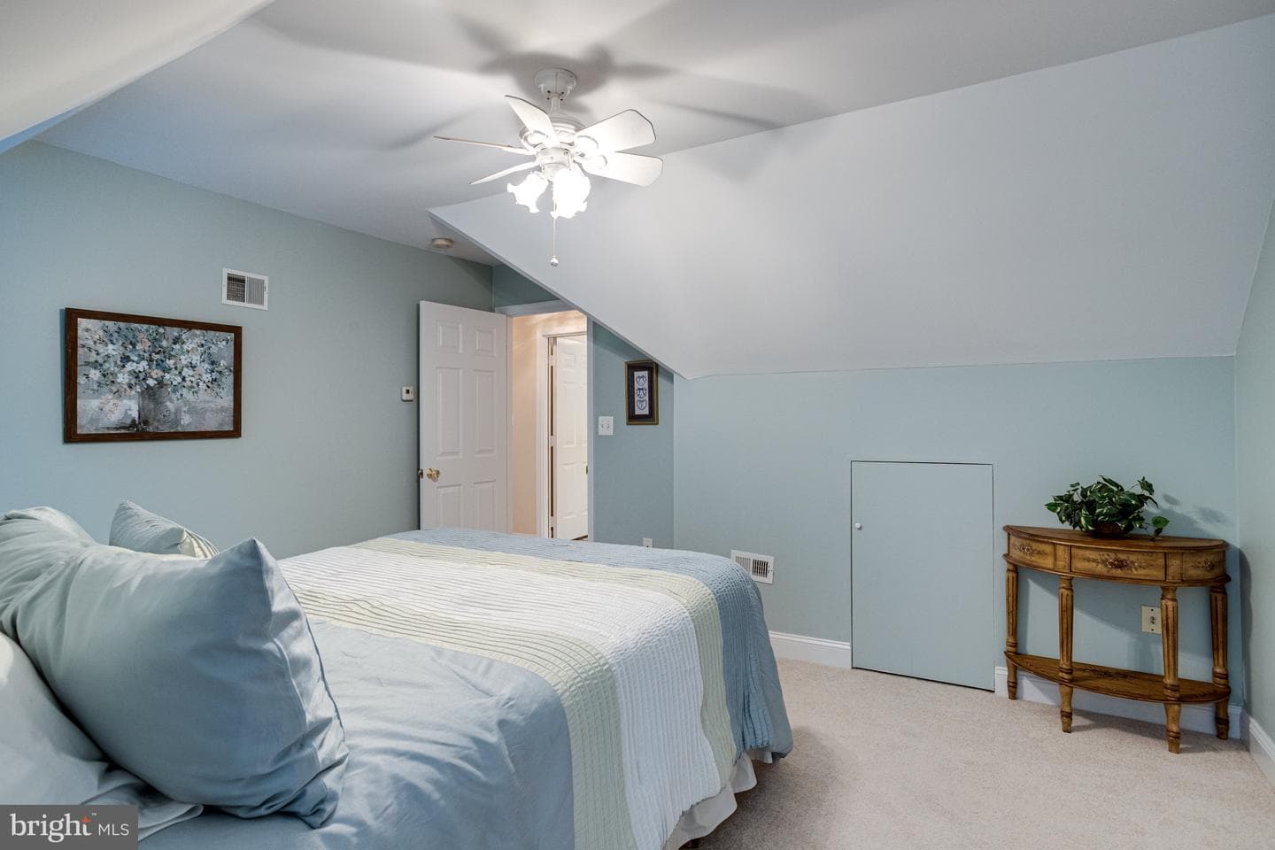 11901 Chapel Road photo 68