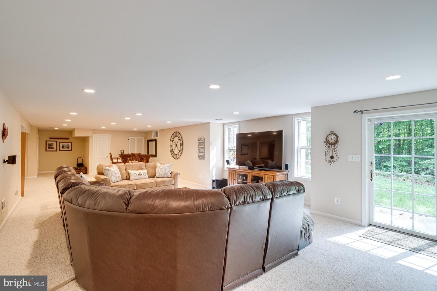 11901 Chapel Road photo 81