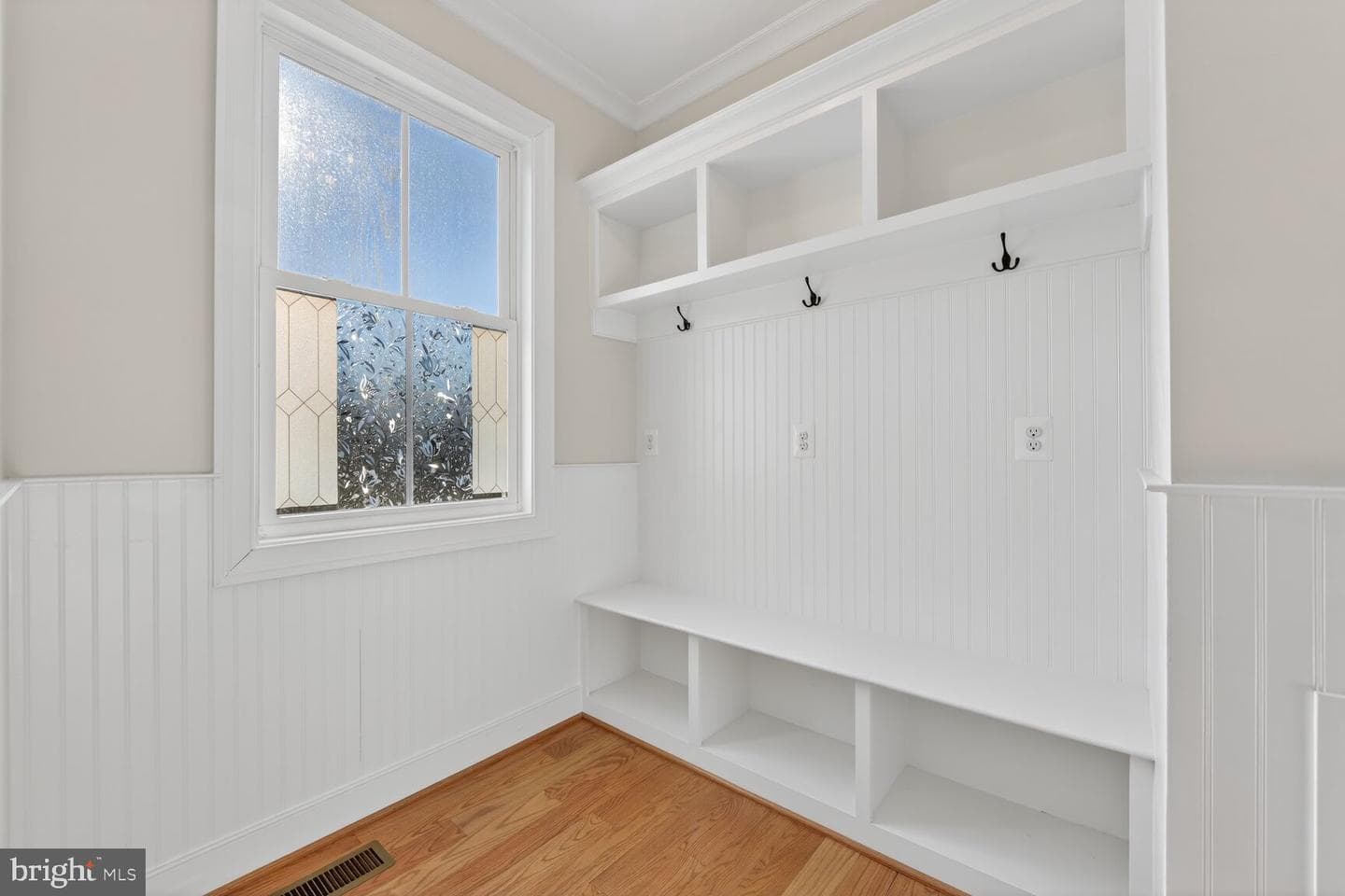 7405 Storm Court photo 14