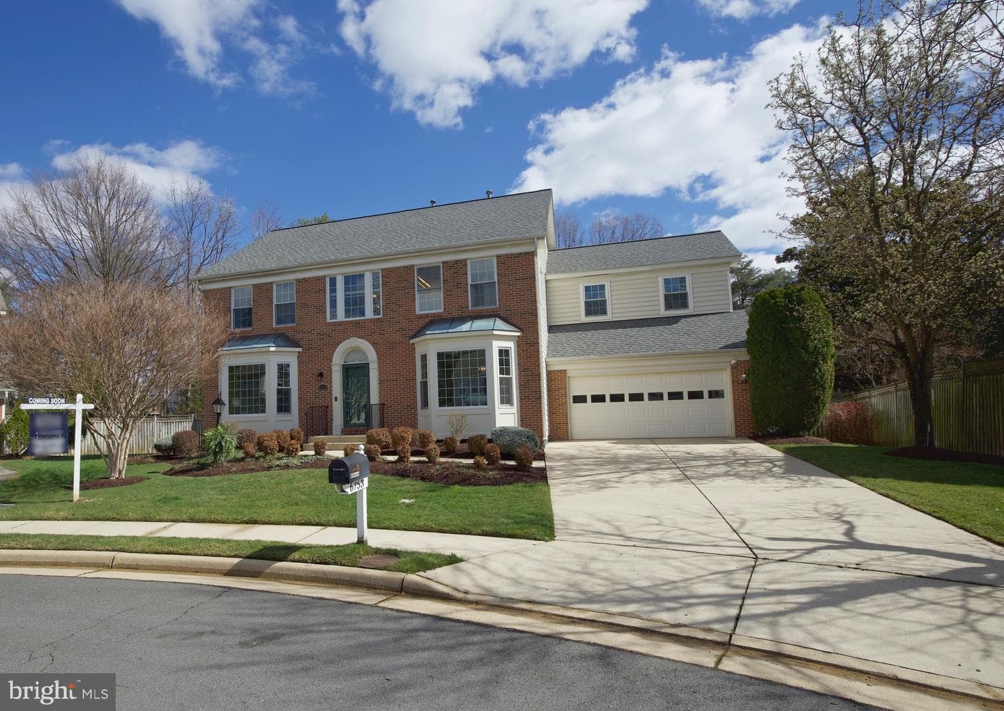 6753 Edge Cliff Drive photo 4