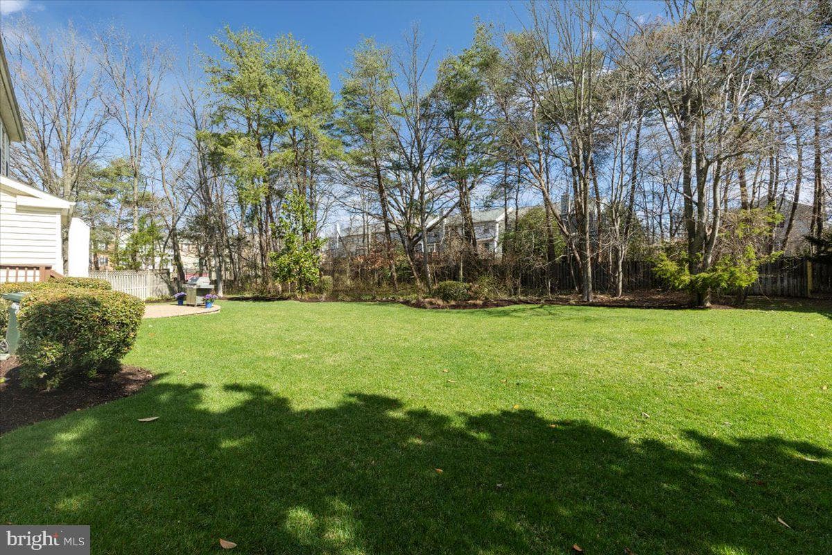 6753 Edge Cliff Drive photo 43