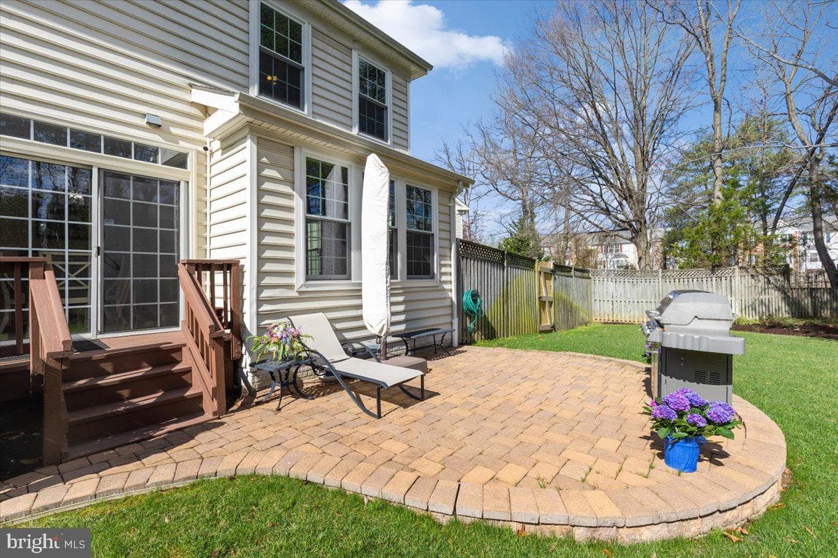 6753 Edge Cliff Drive photo 45