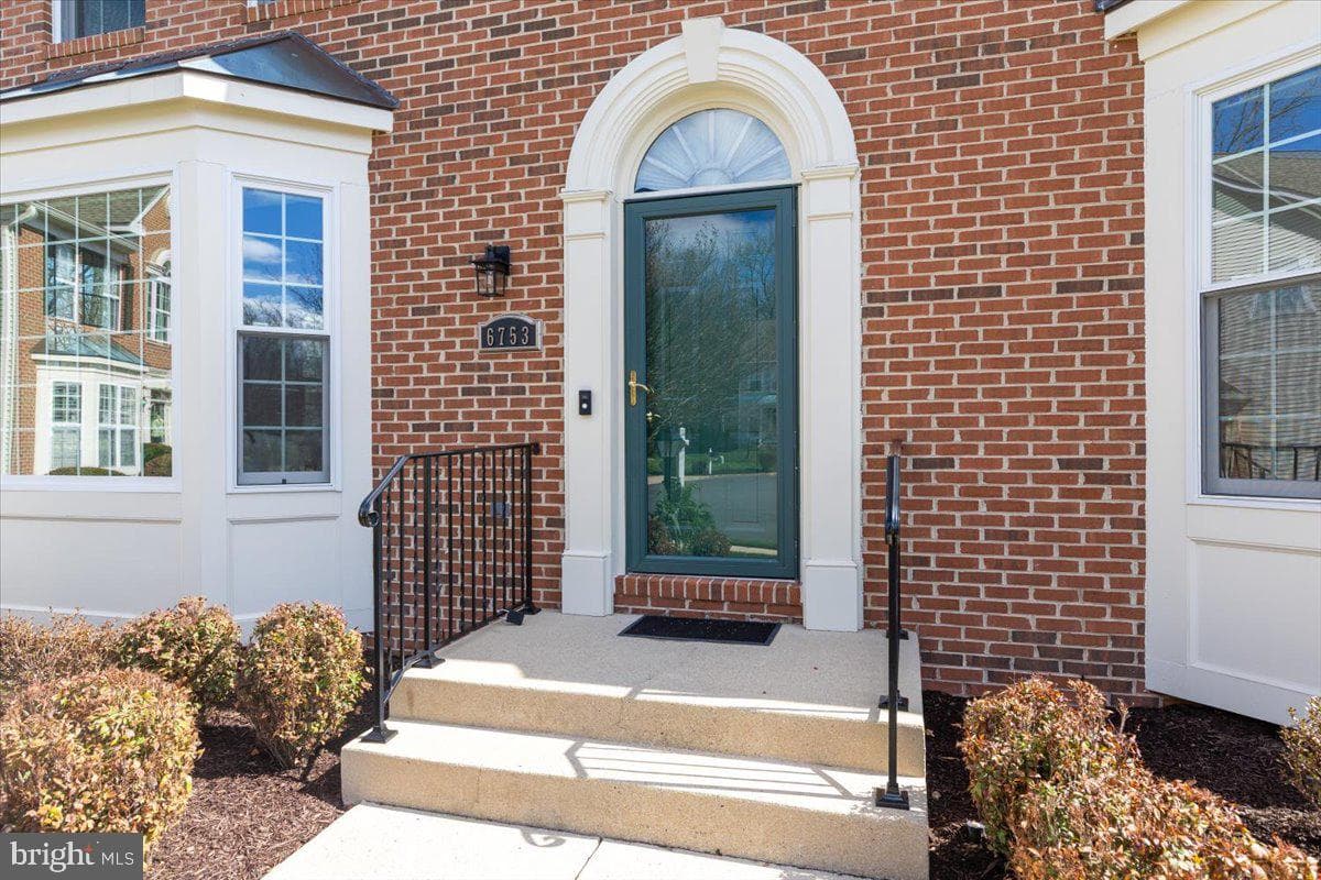 6753 Edge Cliff Drive photo 46