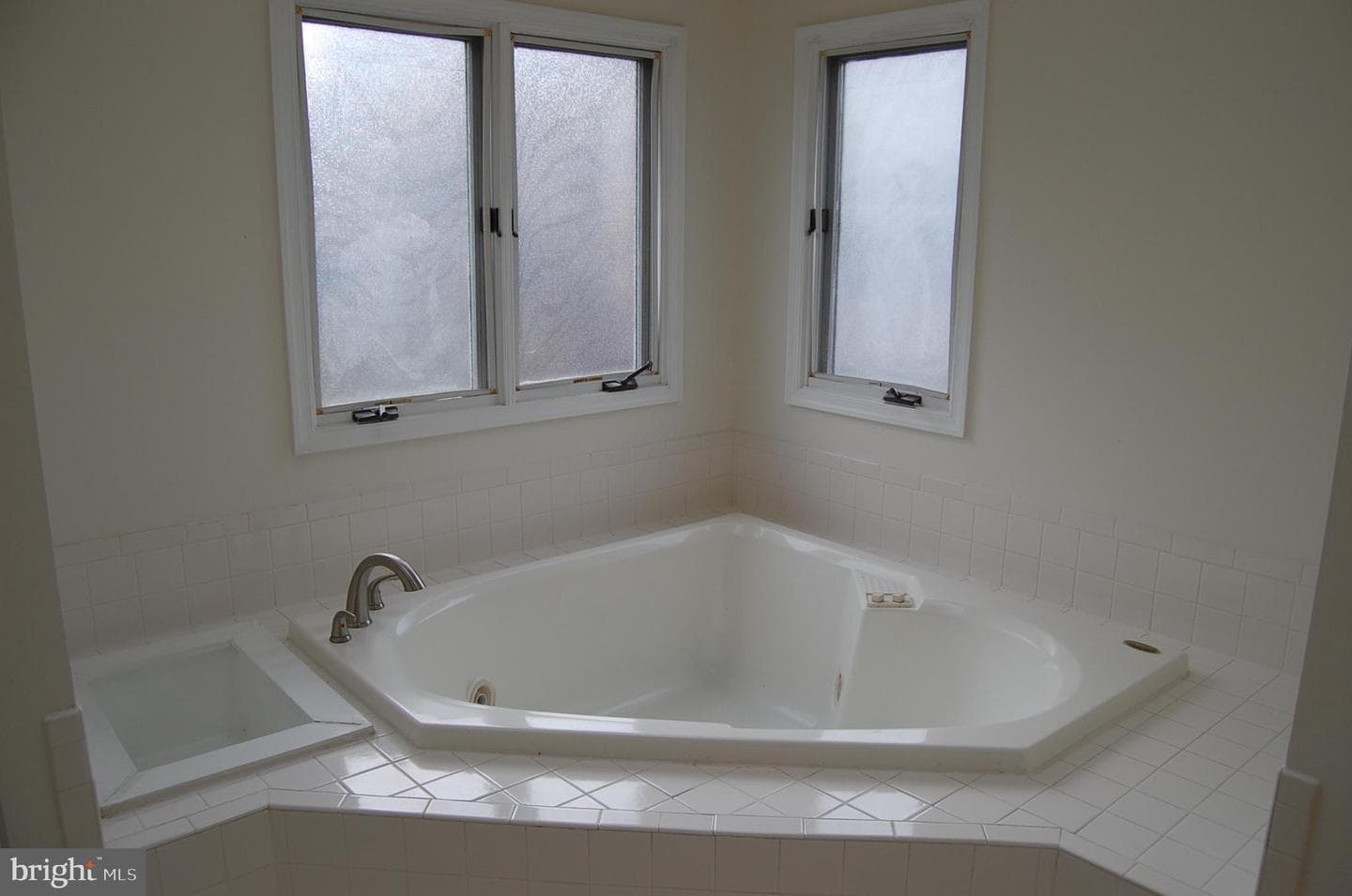 2413 Belle Haven Meadows Court photo 20