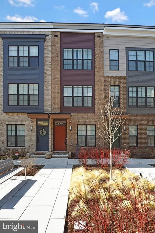 7367 Blade Drive photo 2