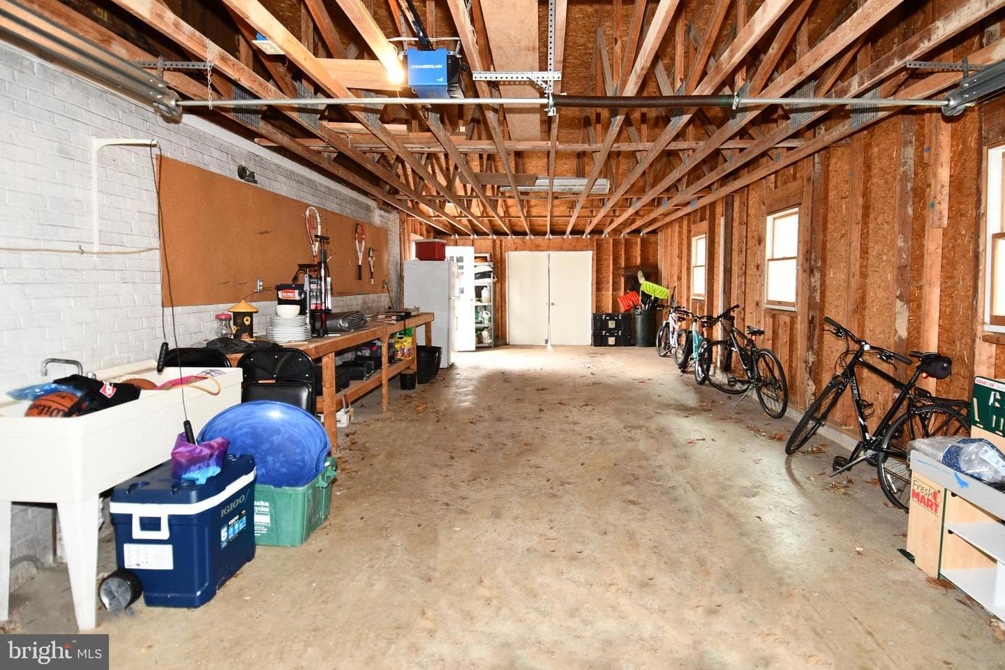 823 Neal Drive photo 6