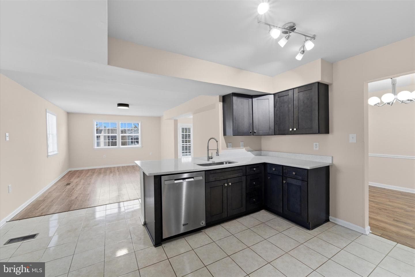 13511 Chevy Chase Court photo 4